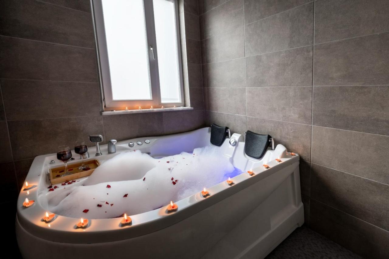 Arena Luxury Suites Hotel Истанбул Екстериор снимка
